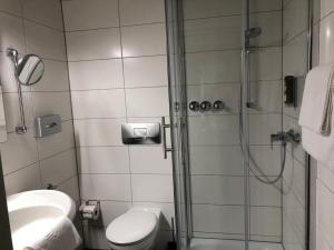 Koupelna v ubytování Hotel Engel