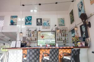 Salone o bar di Bacolet Beach Club