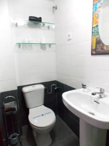 Koupelna v ubytování Apartamentos Capuchinas