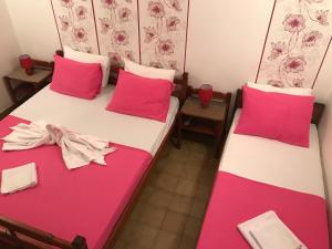 Postel nebo postele na pokoji v ubytování Miron apart&rooms