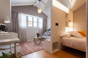 Postel nebo postele na pokoji v ubytování APARTAMENTOS FRANJA 55