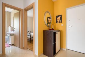 Ένα μπάνιο στο Beachfront Apartments Gabine +101 φωτογραφίες