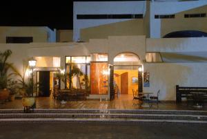 Bazén v ubytování Las Rocas Resort & Spa nebo v jeho okolí
