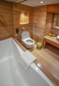 Koupelna v ubytování Hotel Bawa International