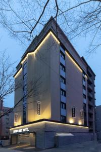 Budova, kde se hotel nachází