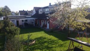Ein Garten an der Unterkunft Bed Taste