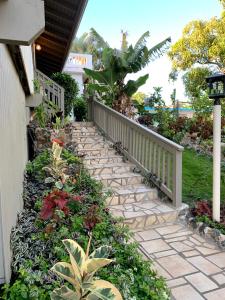 Jardín al aire libre en Lazy Parrot Inn