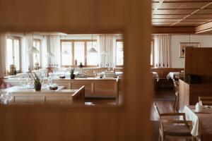 Posezení v ubytování Aparthotel Hubertus Mellau