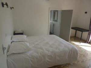 Łóżko lub łóżka w pokoju w obiekcie Gîte le pont de la Loire