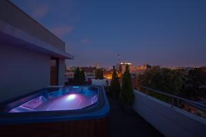 Fotografie z fotogalerie ubytování Sarroglia Hotel v Bukurešti