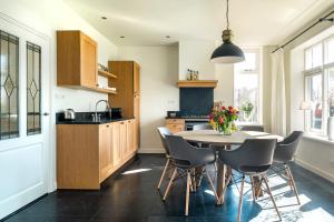 Η κουζίνα ή μικρή κουζίνα στο Boerderijwoning