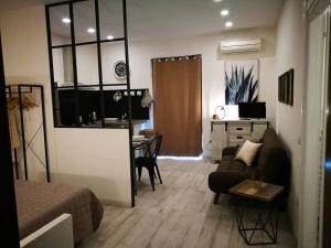 Posezení v ubytování Amelia Apts & Rooms