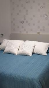 Postel nebo postele na pokoji v ubytování Apartment Rosana