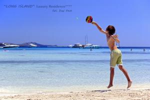 Hostia v ubytovaní Villa LONG ISLAND Luxury Residence, Sali Dugi otok-private parking,next to beach
