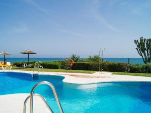 Bazén v ubytovaní Holiday Home Mijas Beach by Interhome alebo v jeho blízkosti