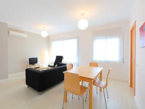 Atpūtas zona naktsmītnē Apartment Terecel Salou-11 by Interhome