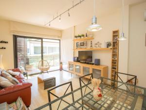 Kuchyň nebo kuchyňský kout v ubytování Apartment Jardins Sa Boadella by Interhome