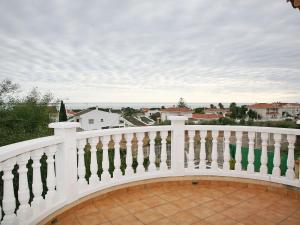 Balkón nebo terasa v ubytování Holiday Home Mestral by Interhome