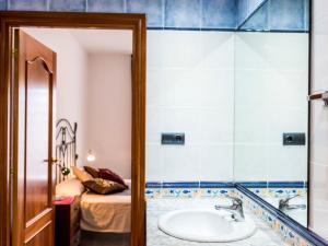 Bilik mandi di Apartment Playa Delicias by Interhome +8 gambar