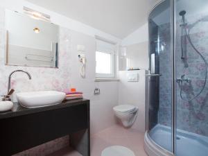 Kúpeľňa v ubytovaní Villa Bea by Interhome
