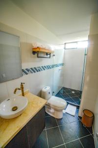 Bathroom sa Hacienda Isabela Hotel Campestre
