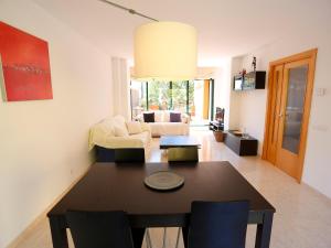 A seating area at Holiday Home Vistamar by Interhome
