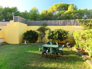 A garden outside Holiday Home Vistamar by Interhome