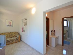 Posezení v ubytování Holiday Home Nikolina by Interhome