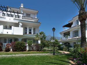 Gallery image of Apartment Los Naranjos by Interhome in Marbella