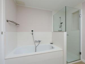 Kúpeľňa v ubytovaní Holiday Home Gunella by Interhome
