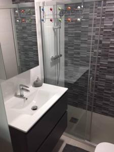 A bathroom at Penthouse Lamar 43.11