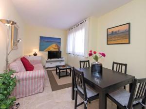 Posezení v ubytování Apartment Vila Olímpica- Sant Martí - Sardenya by Interhome