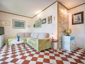 Fotografia z galérie ubytovania Holiday Home Zora by Interhome v Njivice + 28 fotografií