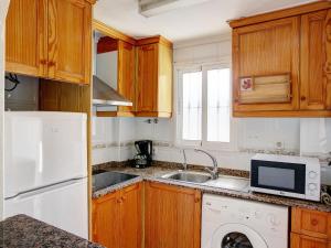 Afbeelding uit fotogalerij van Apartment Daly by Interhome in Denia