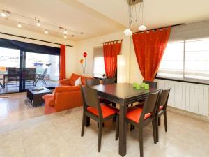 Posedenie v ubytovaní Holiday Home Aida by Interhome
