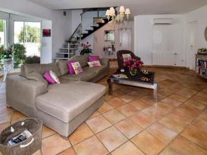 Posedenie v ubytovaní Holiday Home Villa Buena Vida by Interhome + 34 fotografií
