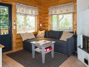 Imagem da galeria de Holiday Home Kultakoto b by Interhome em Tahkovuori