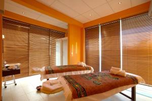 Lázně a/nebo wellness v ubytování Hulhule Island Hotel