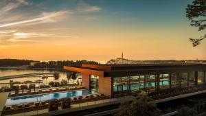 Бассейн в Grand Park Hotel Rovinj by Maistra Collection или поблизости