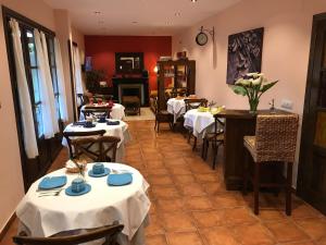 Restaurace v ubytování Hotel Rural El Texeu