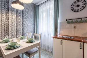 Kuchnia lub aneks kuchenny w obiekcie Apartament Bulwary Zakopane