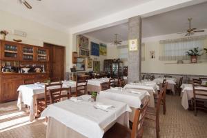 Restaurace v ubytování Antica Locanda Luigina + 22 fotografií