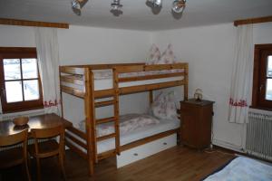 Łóżko lub łóżka w pokoju w obiekcie Ferienwohnung Schaupphof