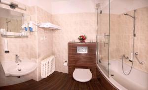 Kúpeľňa v ubytovaní Park Hotel Pruhonice