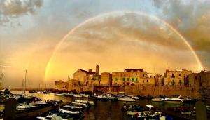 Foto sihtkohas Giovinazzo asuva majutusasutuse Il Da Vinci casa vacanze galeriist