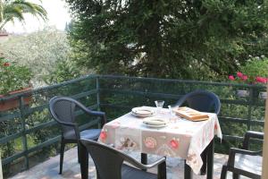 Balkón alebo terasa v ubytovaní La terrazza sugli ulivi