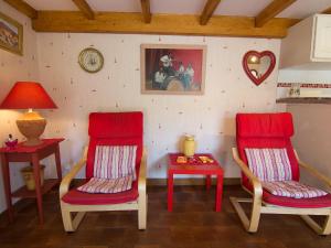 Χώρος καθιστικού στο Holiday Home Le Clos du Rigaud-1 by Interhome