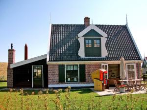 NoordstroeにあるHoliday Home Wiringherlant-7 by Interhomeのギャラリーの写真