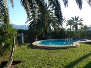Bazén v ubytování Holiday Home El Paradiso by Interhome nebo v jeho okolí