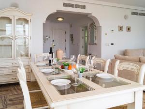 Posedenie v ubytovaní Holiday Home Mijas Beach by Interhome